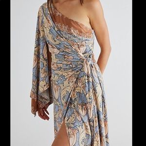 ✨✨ISO✨✨Free People Pardon My French Dress!